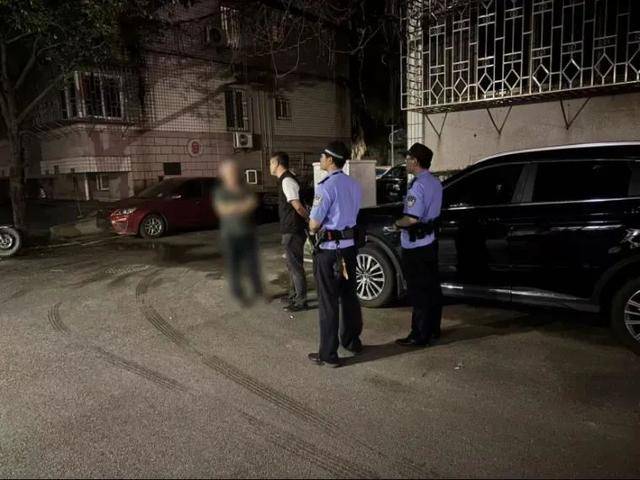 皇冠信用网平台出租_广西老人被深度洗脑半个月皇冠信用网平台出租，坚持要买230万黄金！关键时刻......