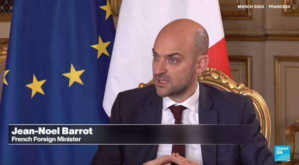 皇冠信用網出租
_法外长反咬一口:欧盟今天向美国屈服皇冠信用網出租
,明天中国就会来要价