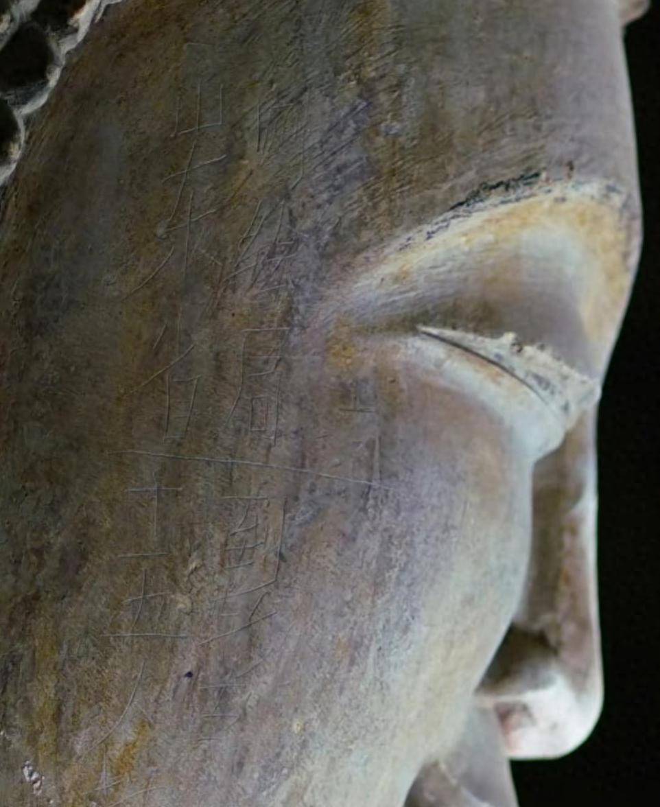 如何申请皇冠代理_1400年历史的四门塔佛像头部被刻字如何申请皇冠代理，当地文旅局回应