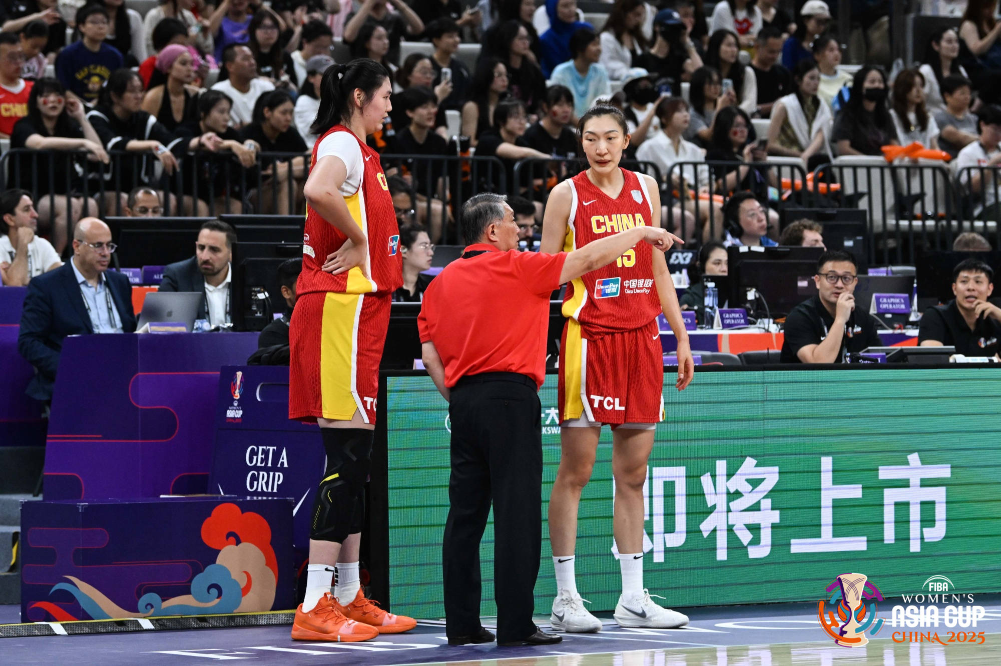 皇冠信用庄家
_亚洲杯-张子宇18分王思雨19+7+7 中国女篮擒韩国获铜牌