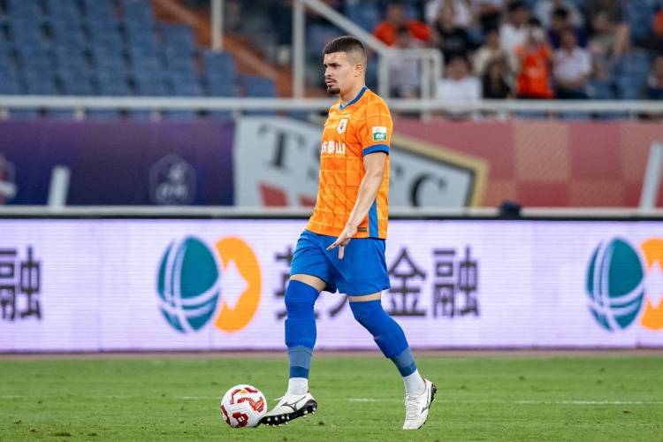 皇冠信用最新地址_出战19场打进2球皇冠信用最新地址!山东泰山官方:25岁巴西中卫卡扎尔离队