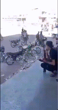 皇冠信用網开户_大战再起!5万大军不服皇冠信用網开户,冒着以色列空军大轰炸,猛攻叙利亚南部