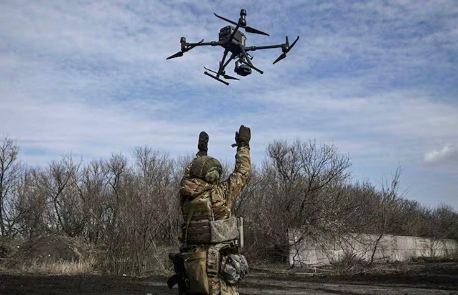 皇冠信用网_“铁将军”扎卢日内的预测：乌克兰再不改皇冠信用网，俄乌冲突打到2034年