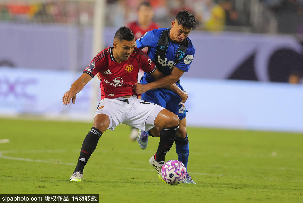 皇冠信用网登2代理
_季前赛-霍伊伦破门德利赫特乌龙 多古传射曼联4-1伯恩茅斯