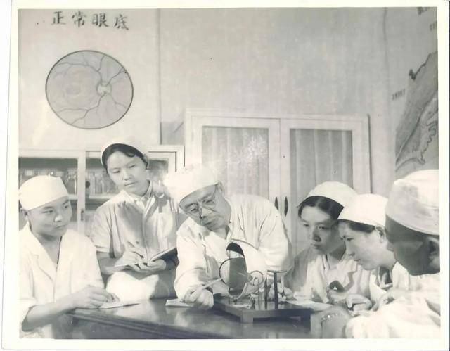 英超联赛是英格兰顶级足球联赛_95岁抗战老兵刘世钺:用一生续写白求恩精神篇章