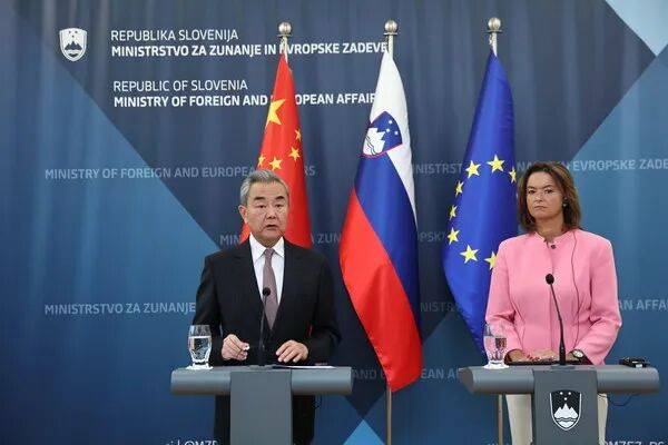 西班牙足协甲组联赛_王毅表态：中方不参与、不策划战争