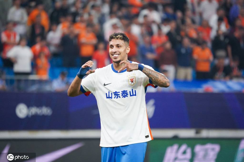 皇冠信用網注册开通_中超-克雷桑破门 齐鲁德比泰山2-2遭海牛读秒绝平皇冠信用網注册开通！