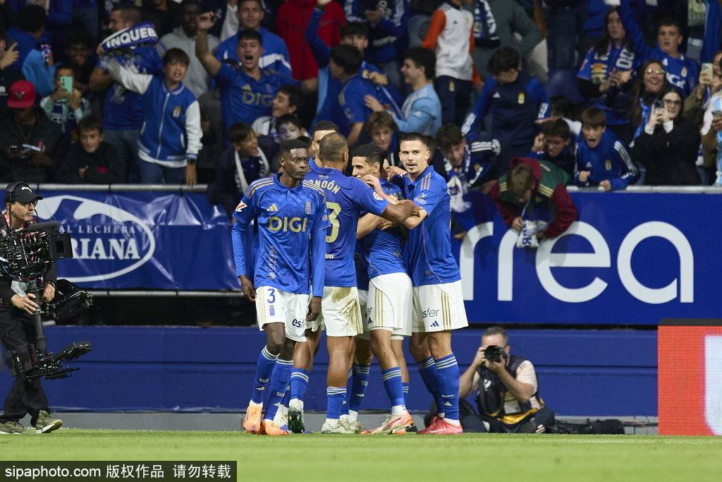 皇冠信用平台出租出售_西甲-加西亚失误送礼莱万替补建功 巴萨3-1迎3连胜