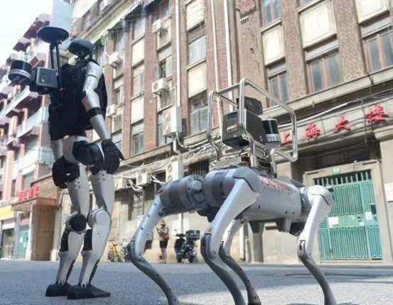 体育皇冠信用盘_一键下单体育皇冠信用盘！机器人要来给你“打工”啦｜新民侨梁