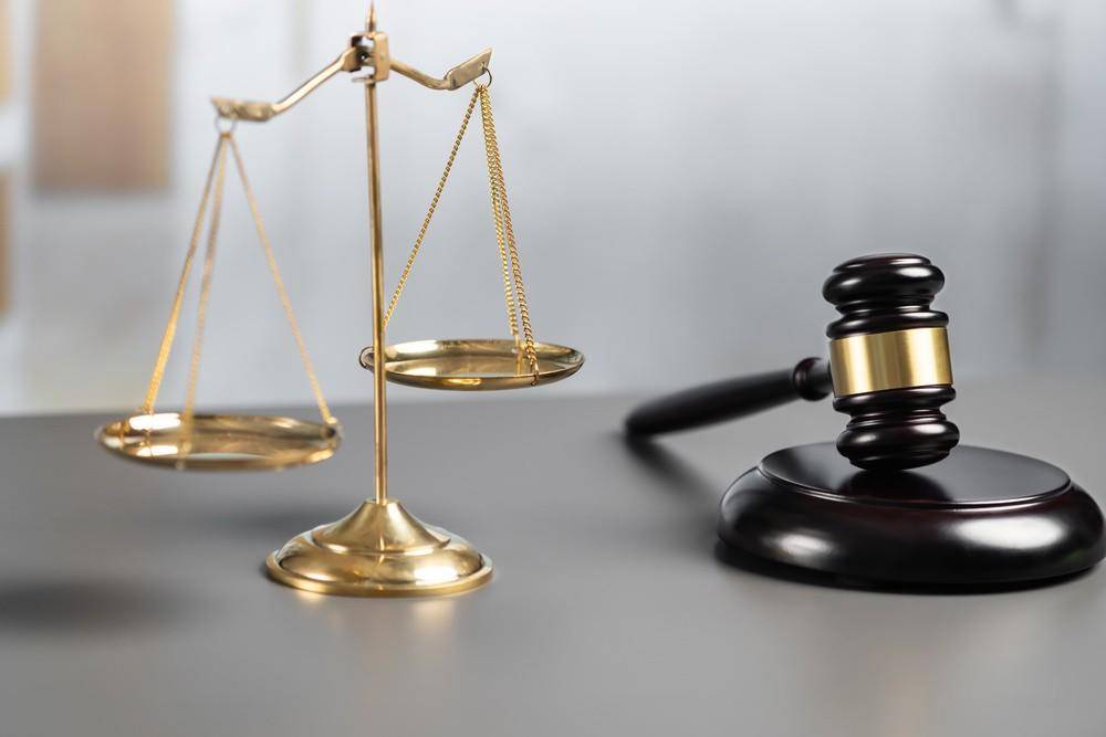 皇冠信用網登2代理
_男子酒后误入KTV女厕惊扰如厕女子皇冠信用網登2代理
,被他人拖离时摔伤起诉索赔上万元 法院驳回